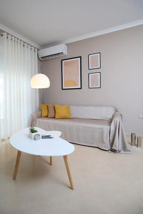 Tafa Deluxe Apartment Vlore